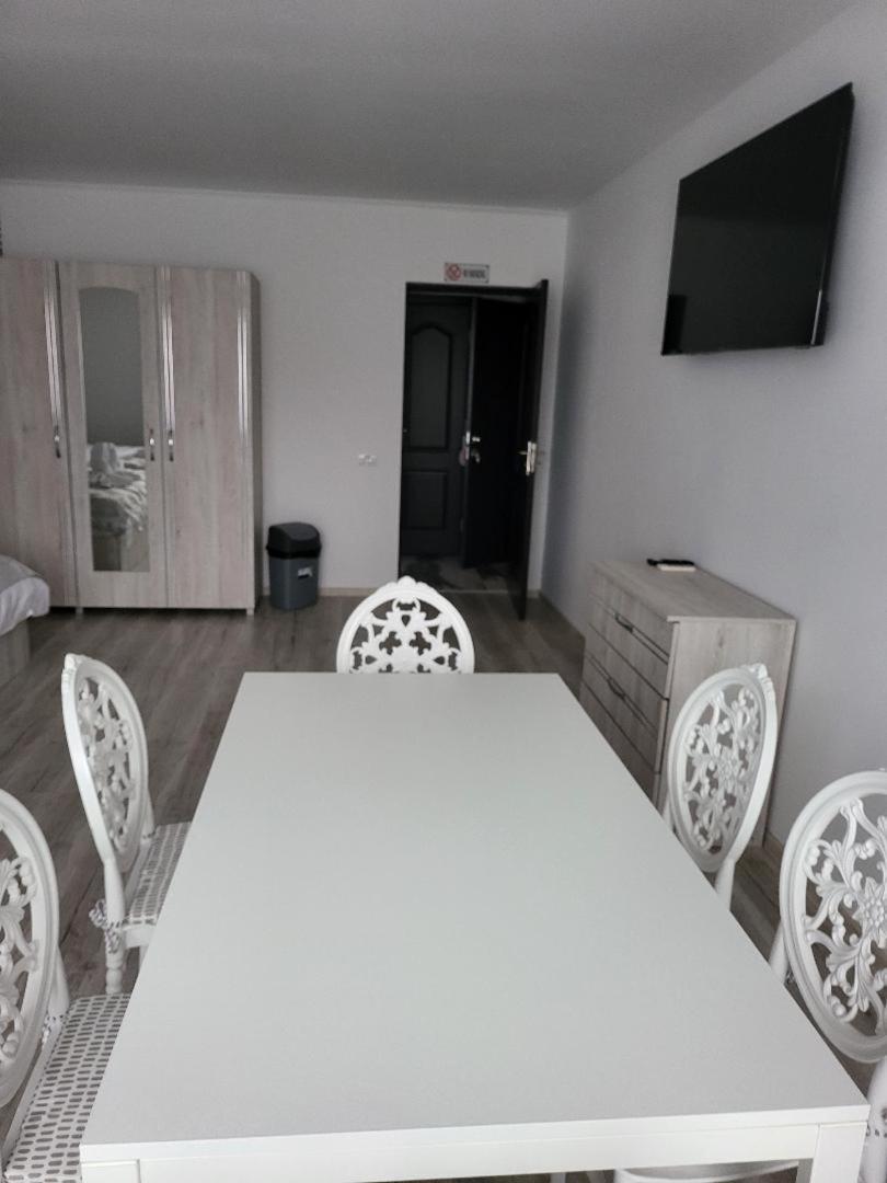 Casa Ratiu Airport Bucharest Therme Bucharest *